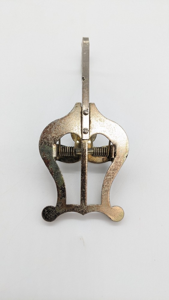 Saxophone Marching Music Lyre
