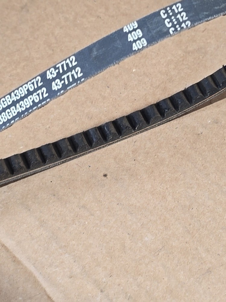 88GB439P672 Mack Cogged V-Belt.