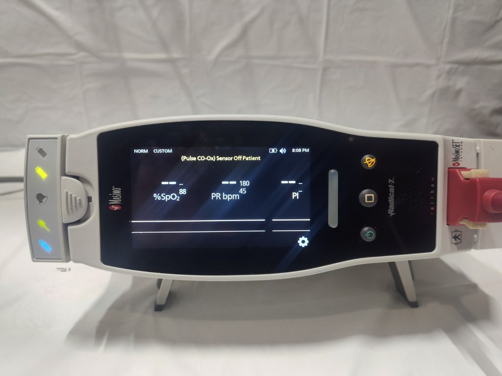 MASIMO RADICAL-7 PULSE OXIMETER--