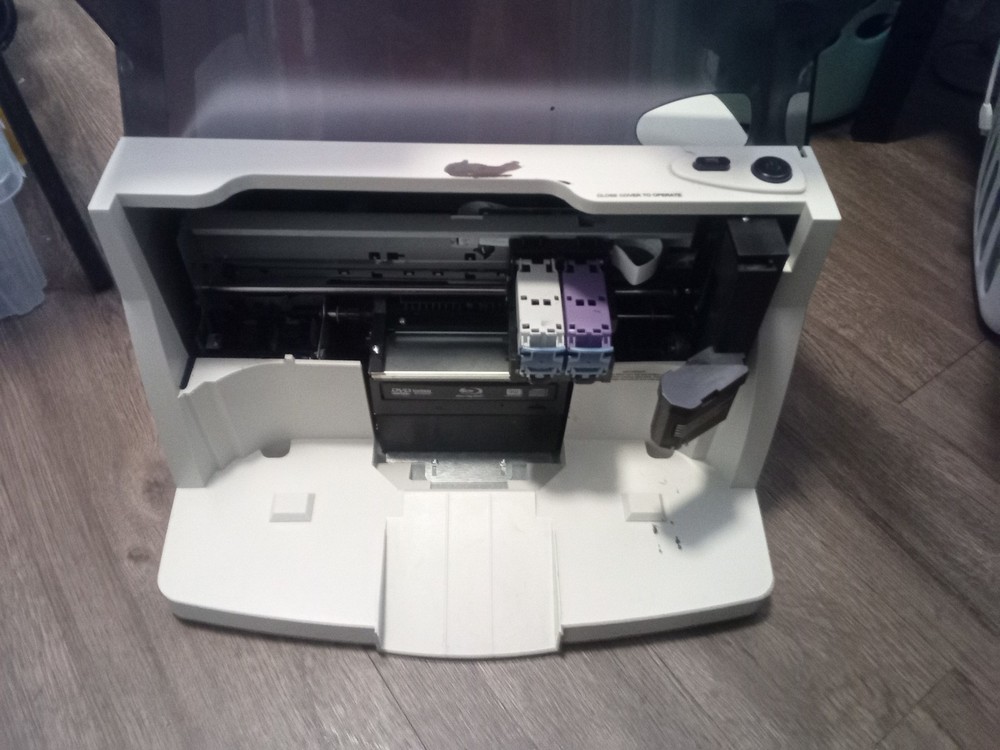 Primera BravoXi CD DVD Duplicator