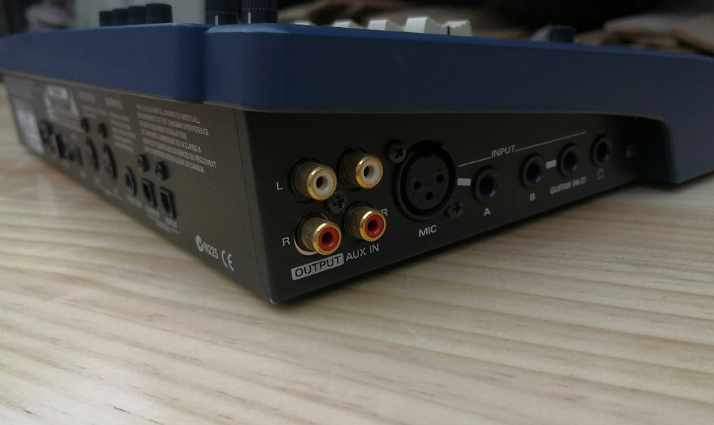 1pcs Roland U-8 Mixer