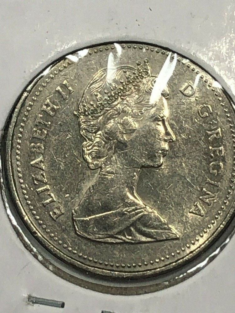 1989 Canada 5 Cent Coin #0915