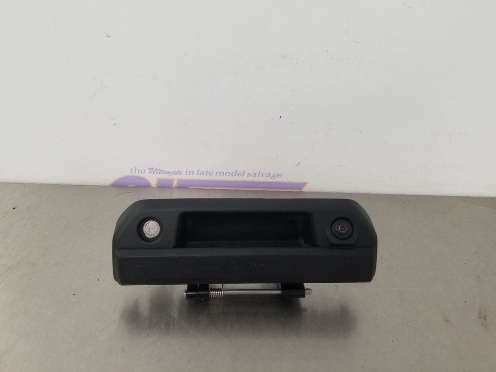 26 CHEVY COLORADO WT CAMERA REAR VIEW TAILGATE MOUNTED WITH HANDLE