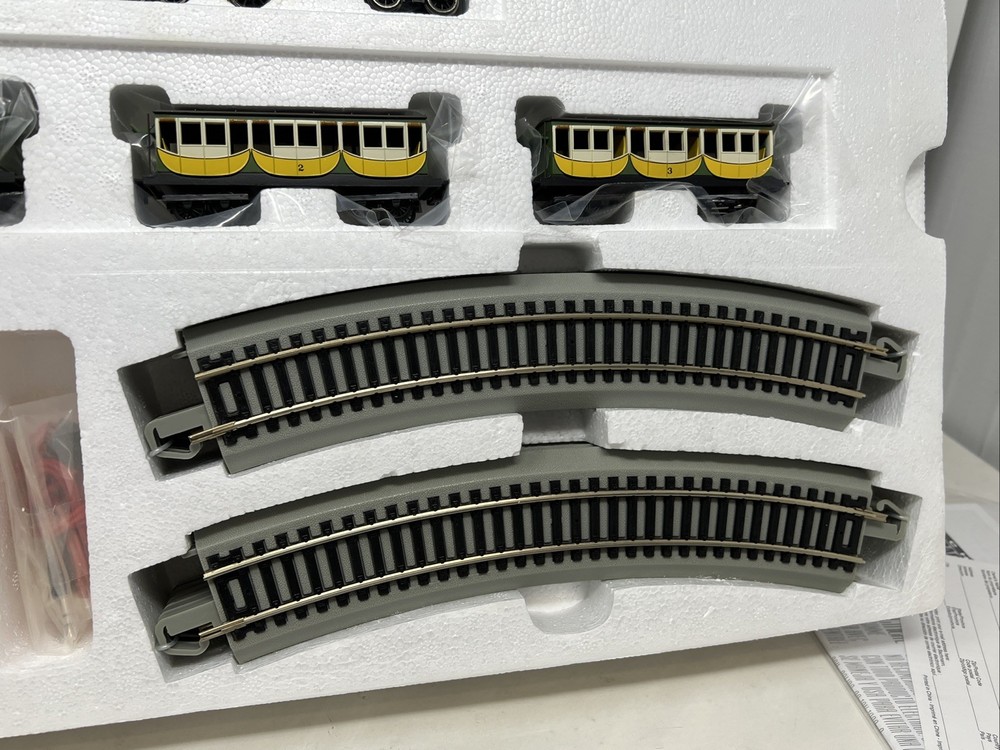 Bachmann HO Scale “The Lafayette” Train Set Open Box Complete Unused