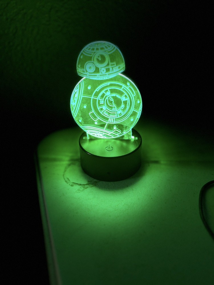 Custom laser engraved 3D Nightlight- Multiple Colors- Remote Control- BB8