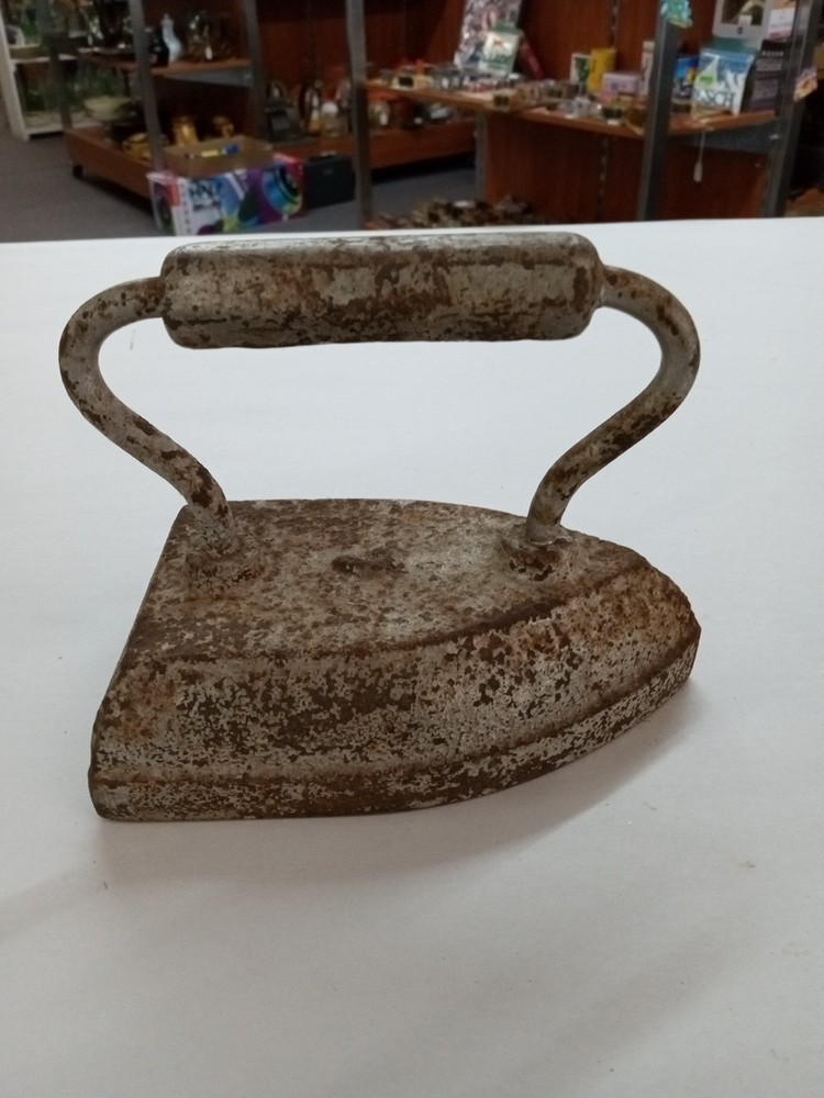 Antique Sad Iron #7
