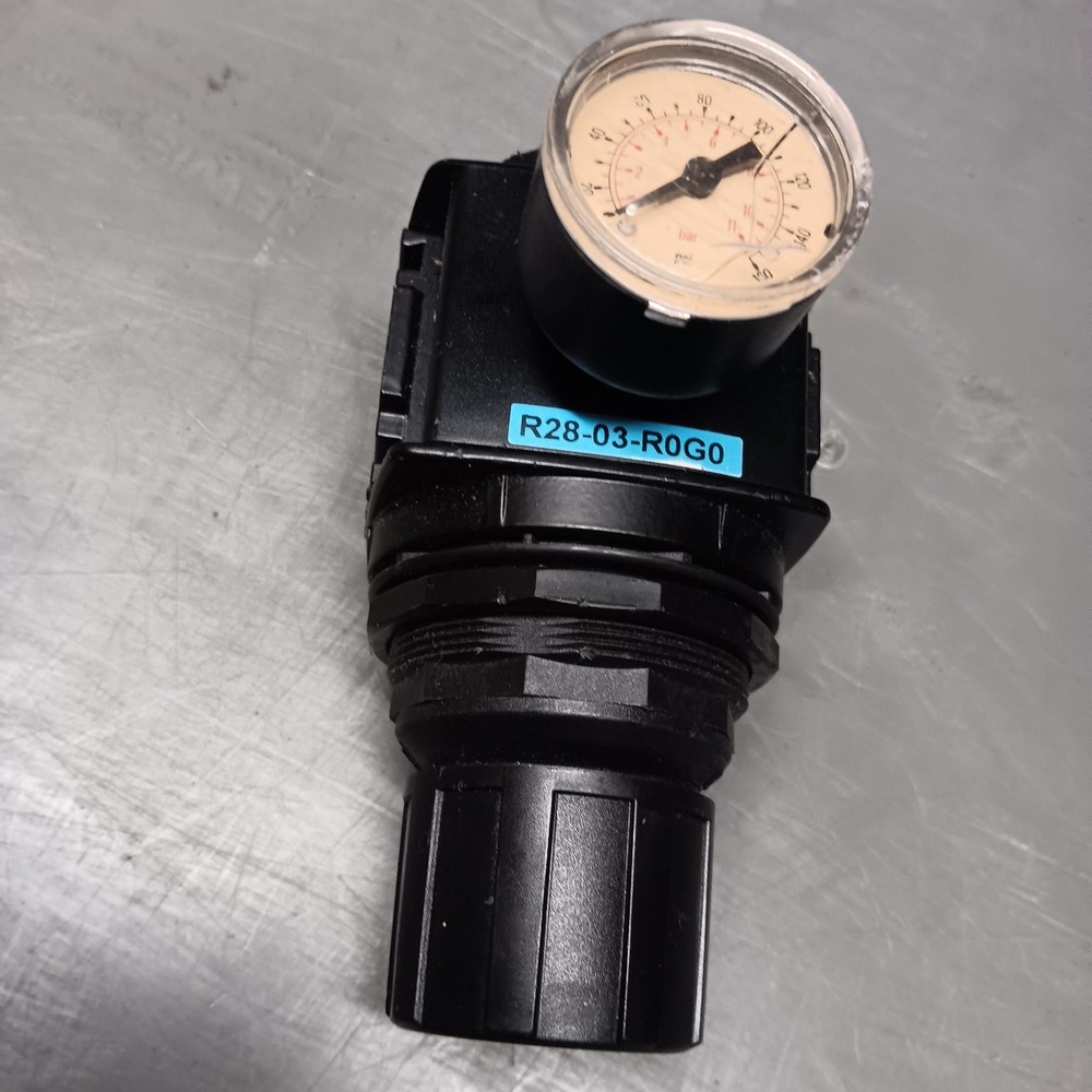 WILKERSON R28-03-R0-G0 PNEUMATIC REGULATOR