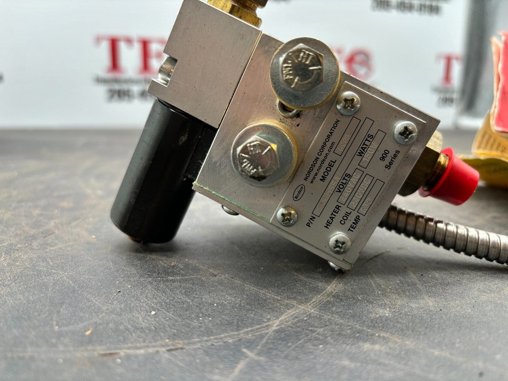 Nordson Glue Applicator Head E902 1028155A