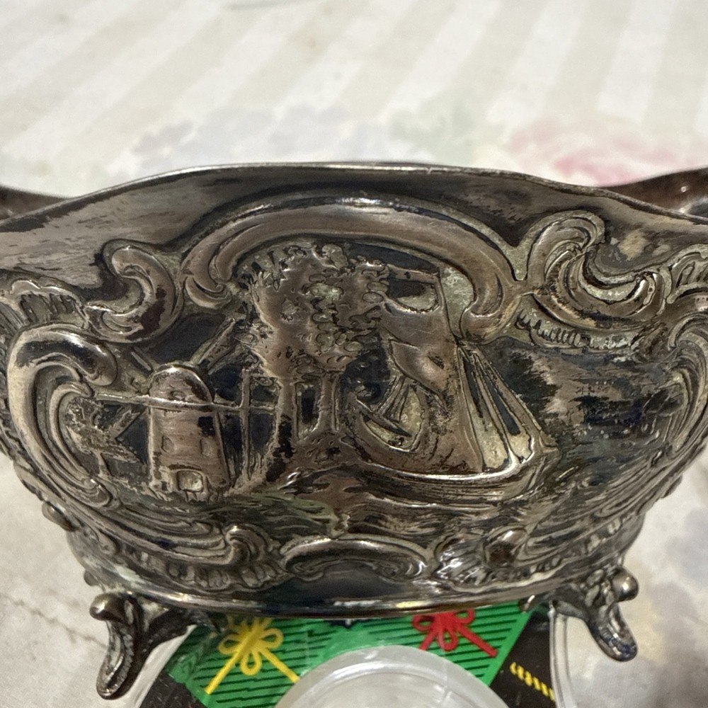 Hanau 800 Silver Repousse Footed Bowl