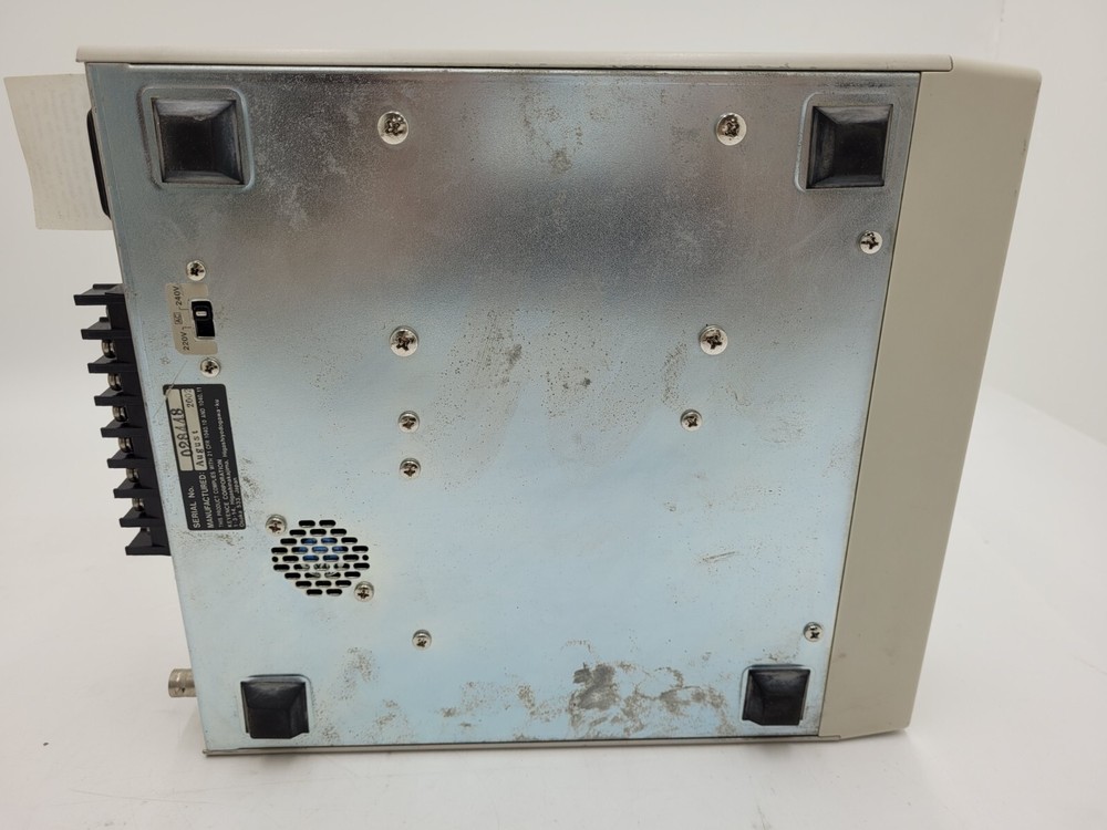 KEYENCE LT-8106 LASER FOCUS DISPLACEMENT METER