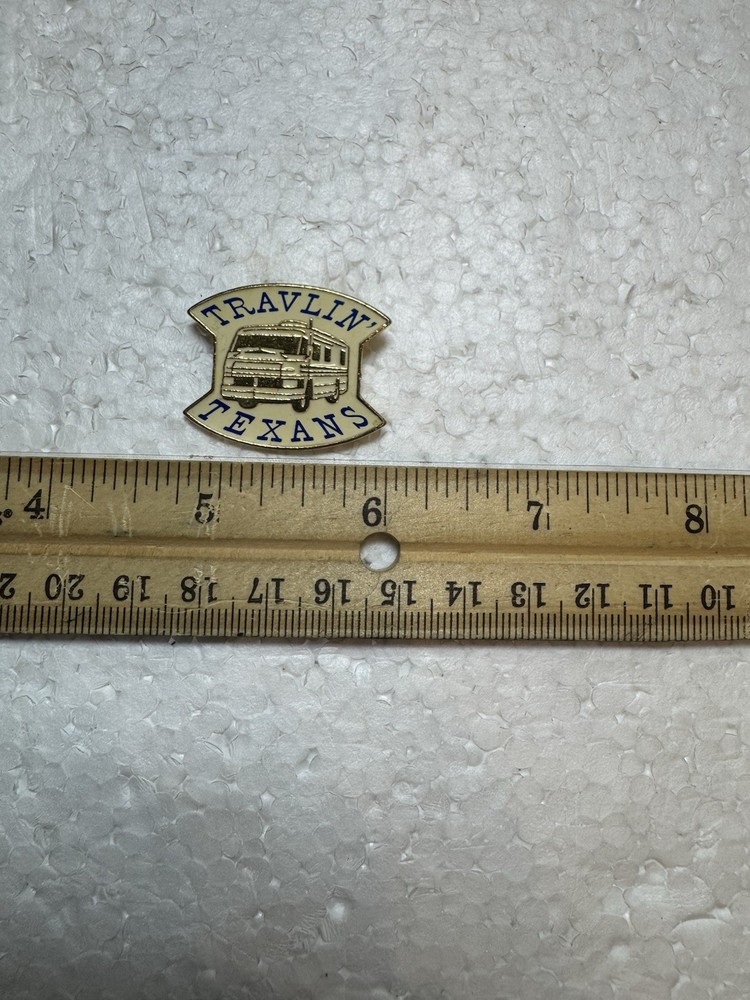 Travlin Texans RV Pin