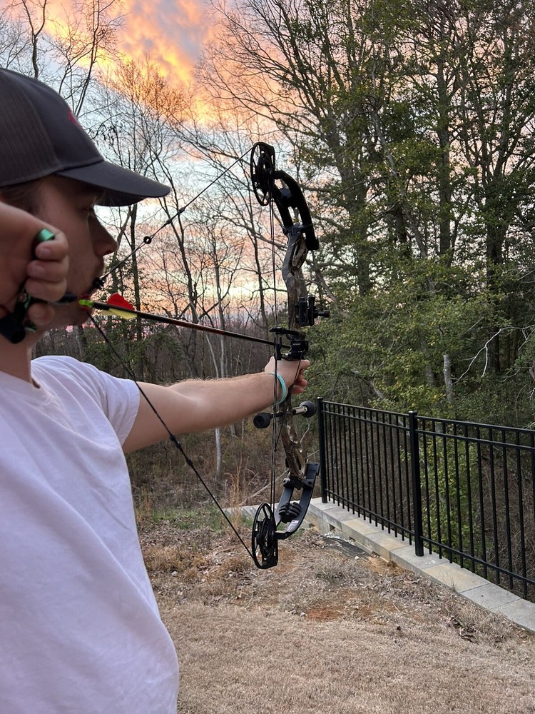 Compound Bow Complete Setup