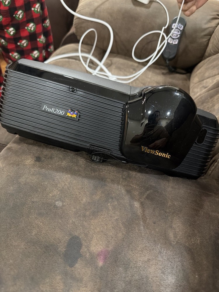 ViewSonic Pro8200 DLP Projector Black HDMI VGA USB Composite Audio Desktop