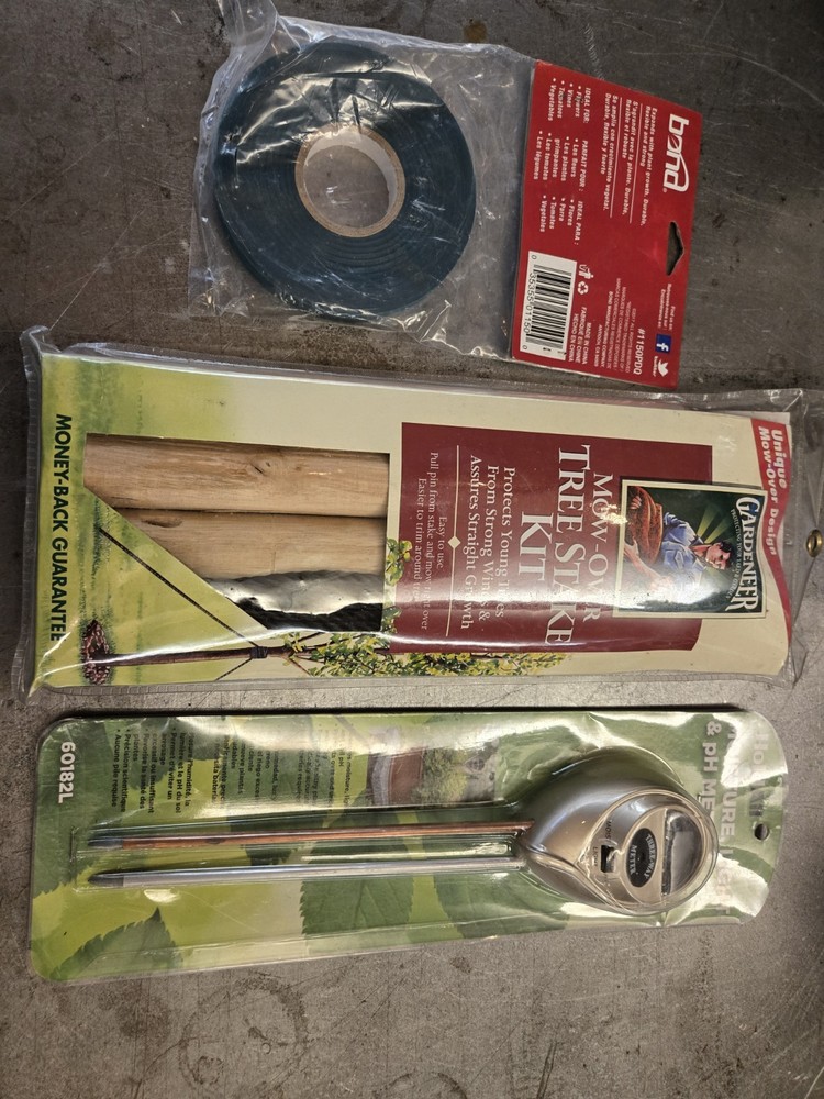 Tree Stake Kit & Three Way Meter Moisture, Light & Ph Meter!!!