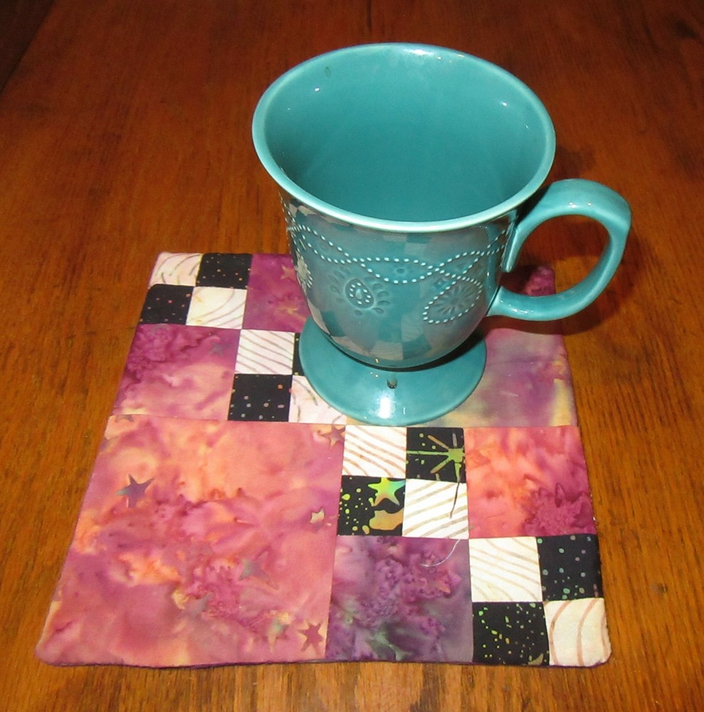 Pieced FOUR PATCH DESIGN Coffee Mug Rug ~HEAT RESISTANT BATTING ~Reversible