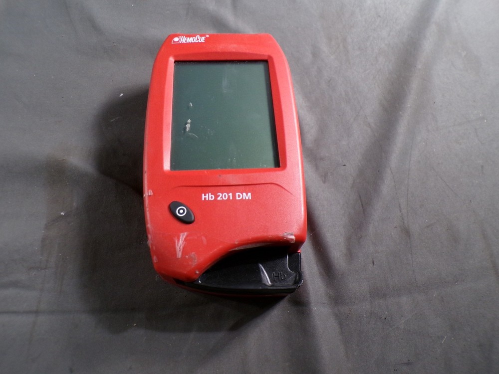 HEMOCUE HB 201 DM SYSTEM ANALYZER