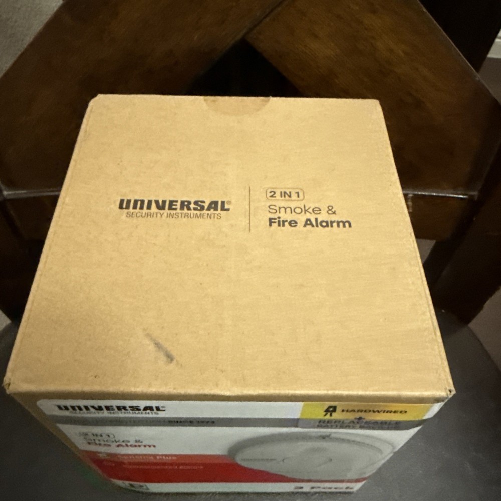 Universal Security Instruments (3-Pack) Hardwired & Battery smoke detectors
