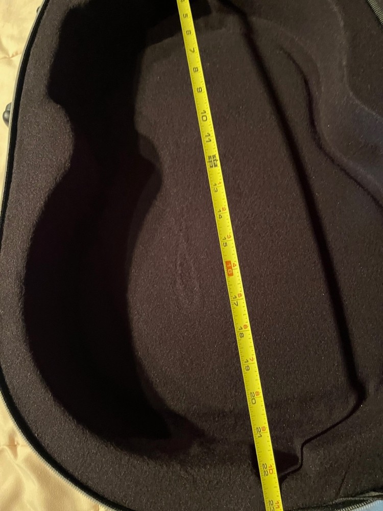 Road Runner Polyfoam Acoustic Classical Guitar Case