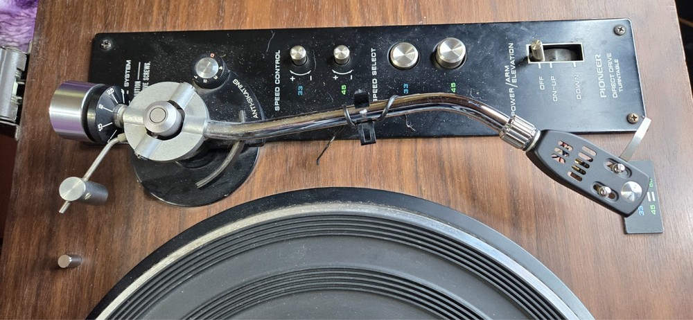 Pioneer PL 51 Turntable