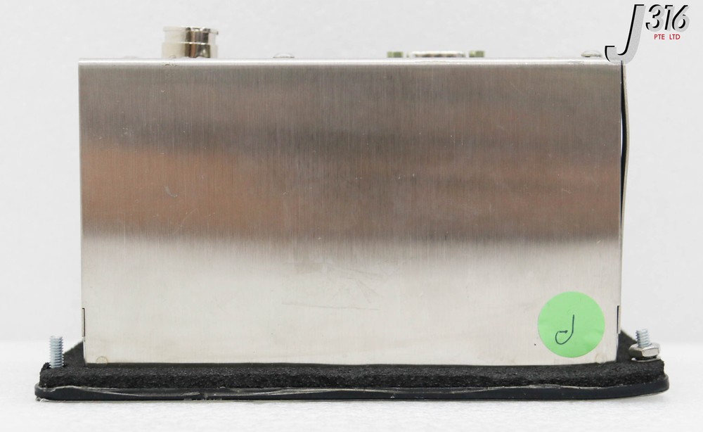 34133 NEUTRONICS OXYGEN ANALYZER, MODEL 7100 W/ SENSOR 7100E-02 7124BE-N1