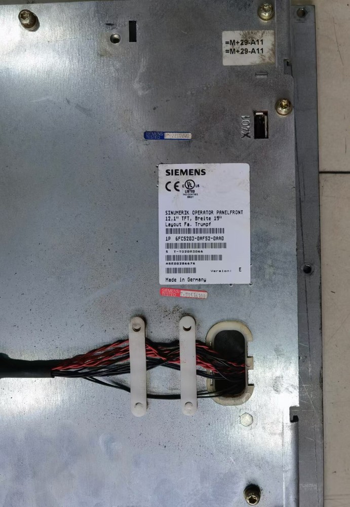 Used 6FC5203-0AF52-0AA0 SINUMERIK operator panel front 12.1" TFT,DHL/FEDEX