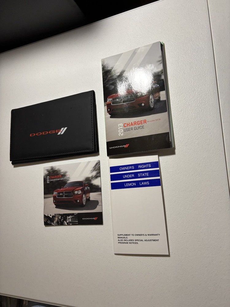 2013 Dodge Charger User's Guide OEM Set