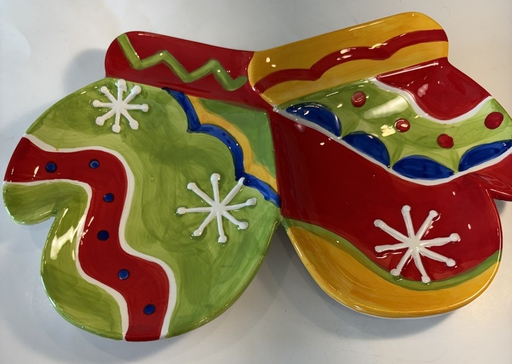 Chesapeake Bay Christmas Platter- Mittens 12"