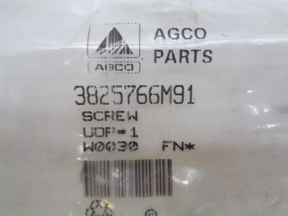 AGCO SCREW - 3825766M91 - BOX15