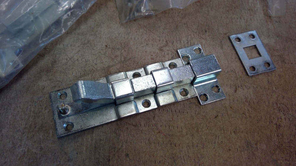 2 NEW SECURITY 8" HEAVY DUTY SQUARE SPRING BOLTS LATCHES LOCKS