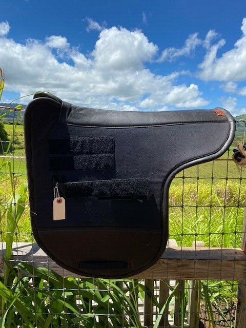 Ansur dressage saddle pad