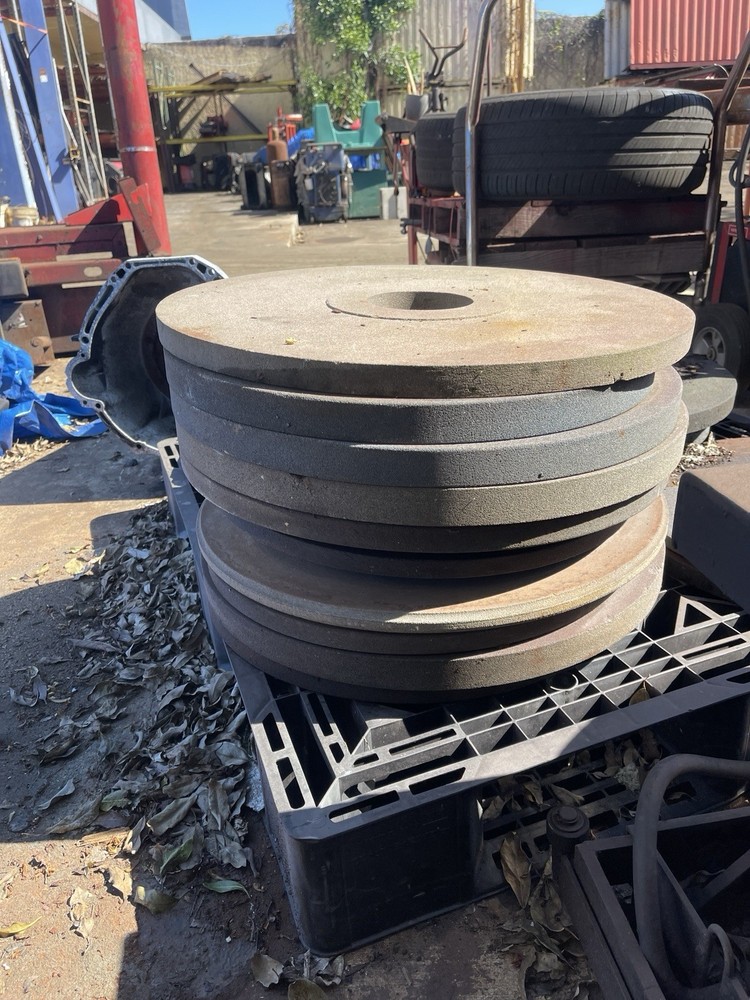 Twelve Crankshaft Wheels & Hubs