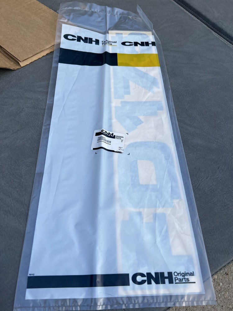 New Case FD 175 76029571 Decal