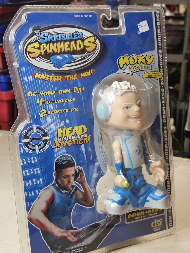 DJ Scribbles Spinheads Moxy Figure DSI Electronics #59006 From 2003 Brand New.