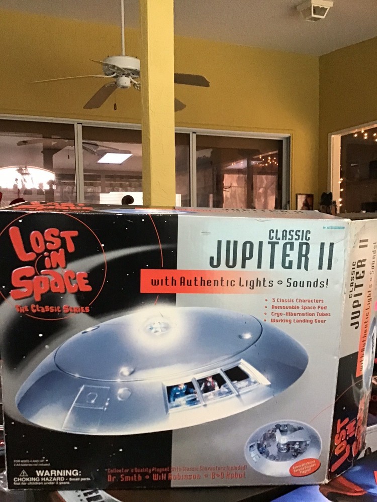 Trendmaster Lost in Space Jupiter 2 With Box