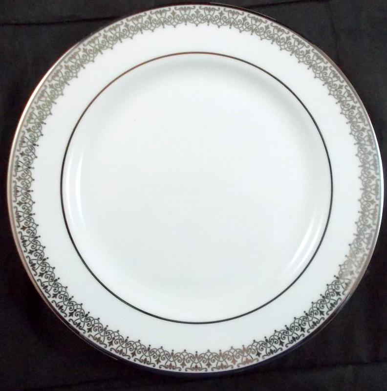 Lenox Lace Couture 5 Piece Place Setting