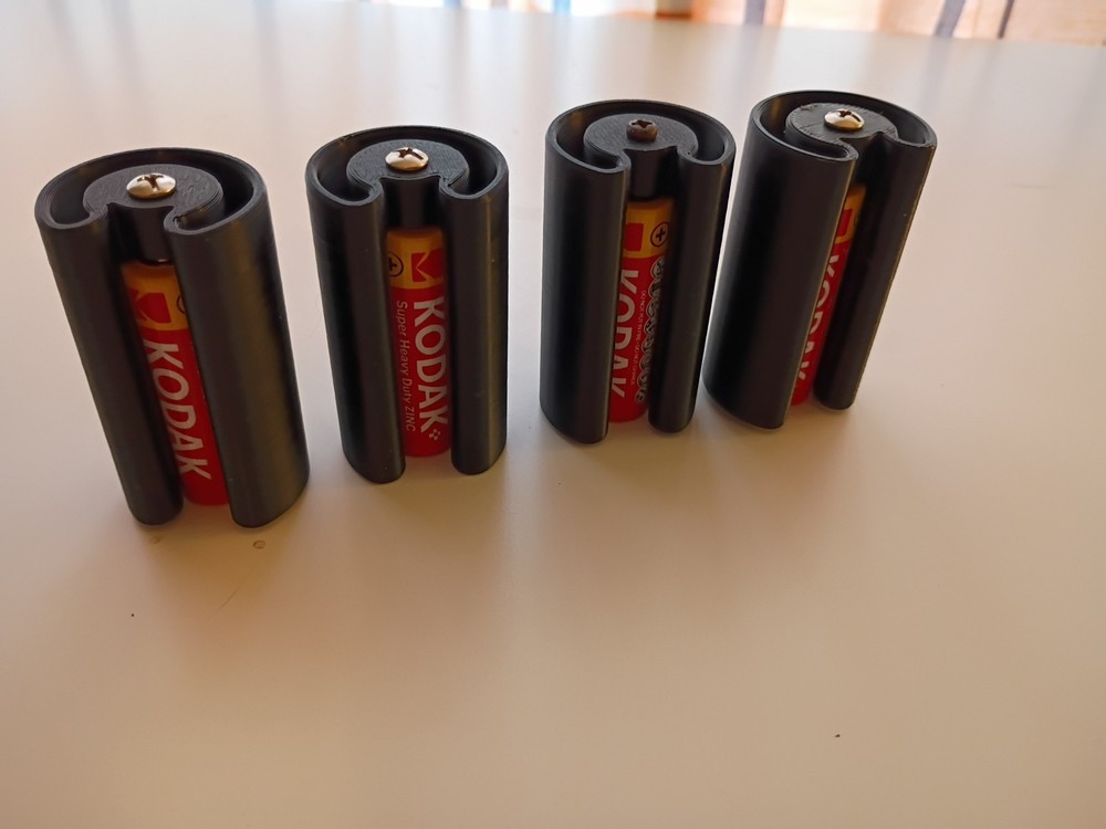 4Pcs AA to C Size Battery Converter, Battery Adapter Case
