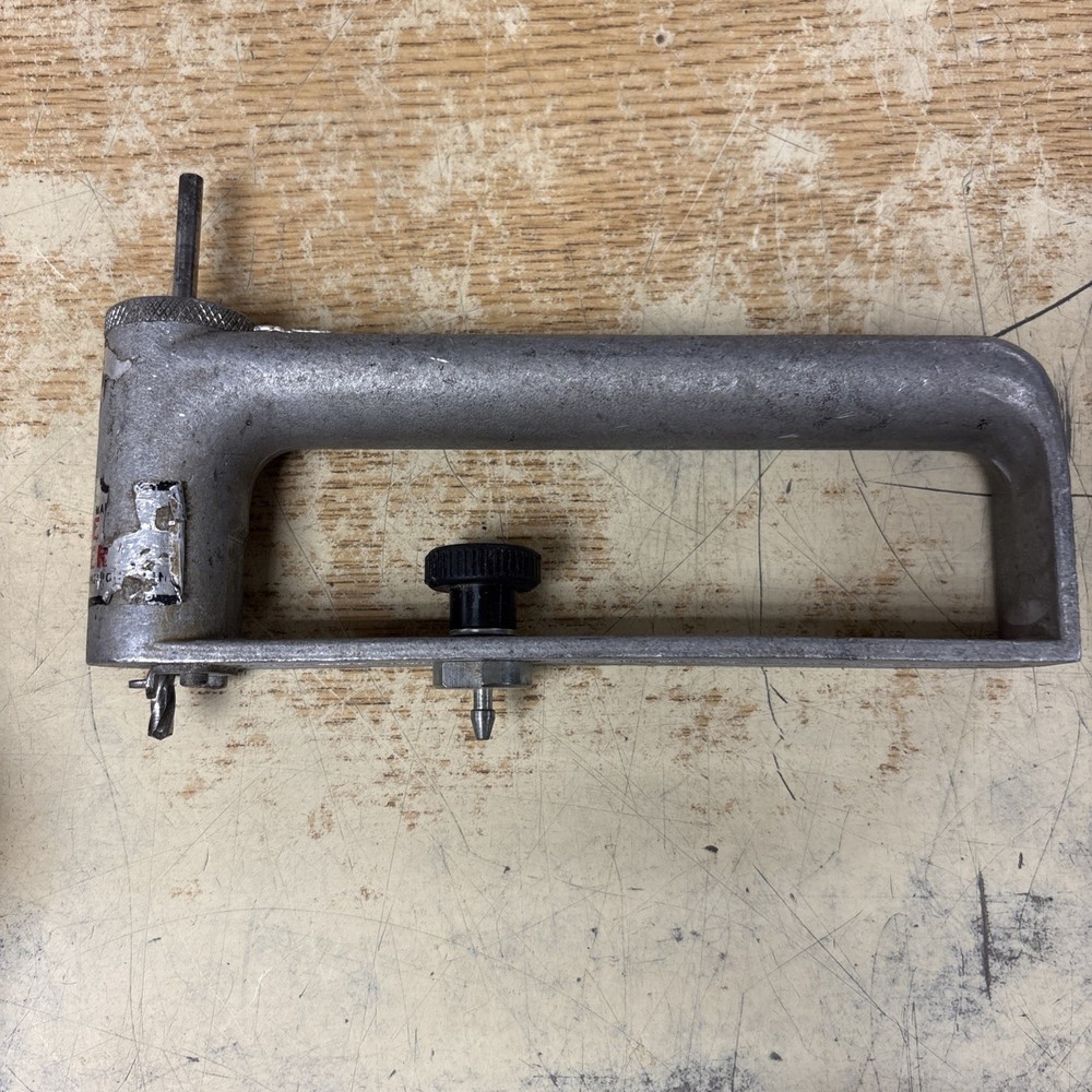 Vintage Malco HC1 2-12in Adjustable Hole Cutter