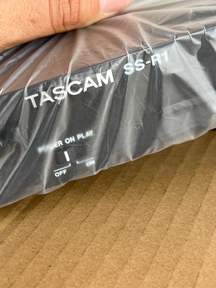 Tascam SS-R1 - Solid-State Audio Recorders