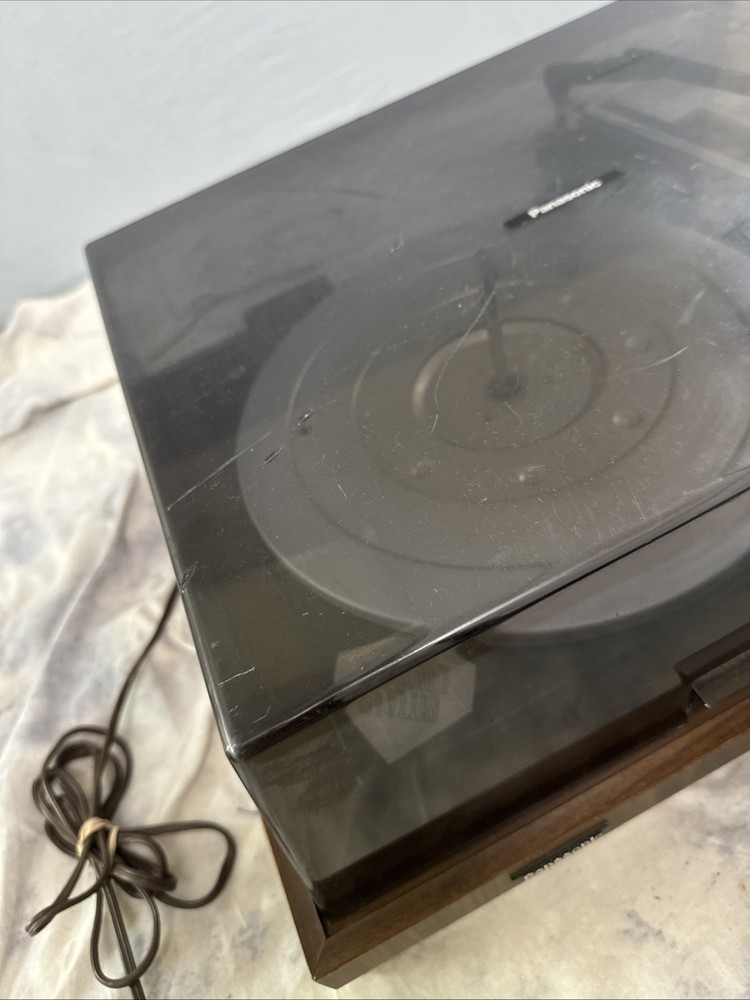 Panasonic RD-7703D Record Player Automatic Turntable
