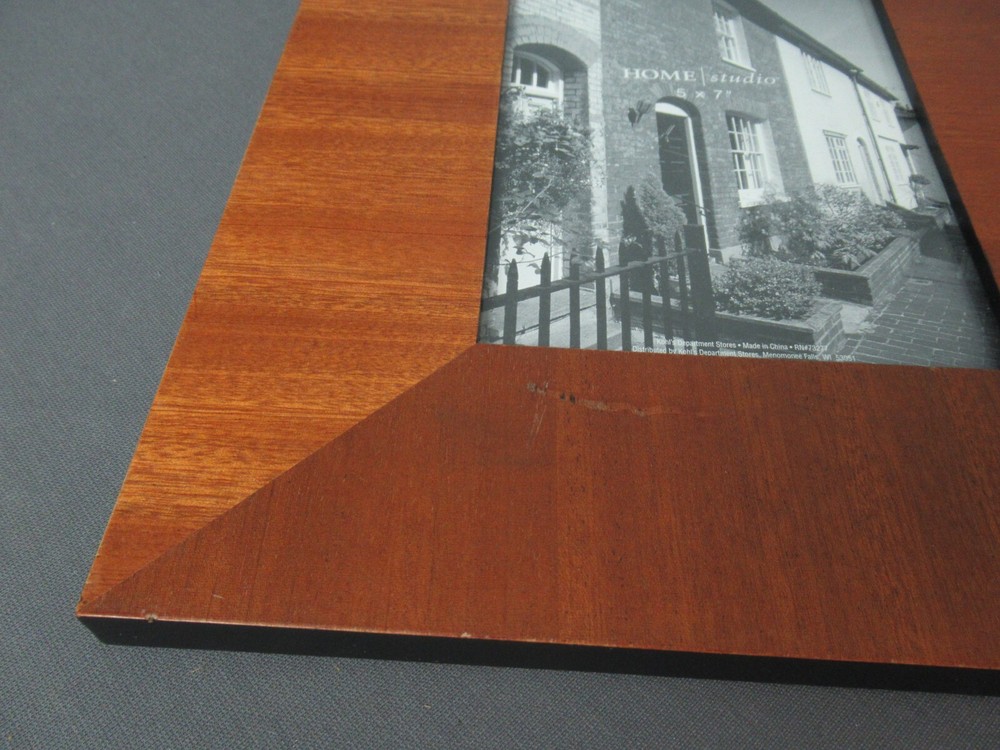 Wooden Bordered Frame - Stand - 9 1/2" x 11 1/2" - 33 164