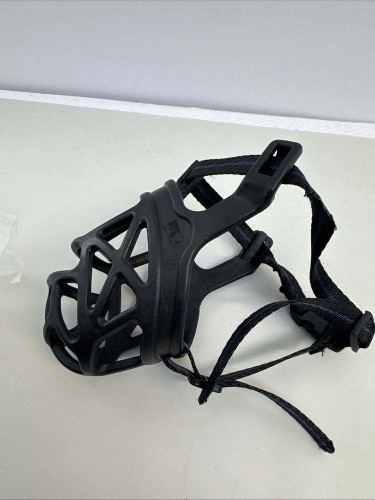 Mayerzon Dog Muzzle, Breathable Basket Muzzles Medium Size Black