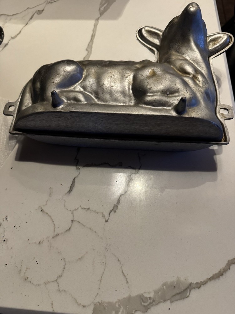 Rabbit And lamb Molds