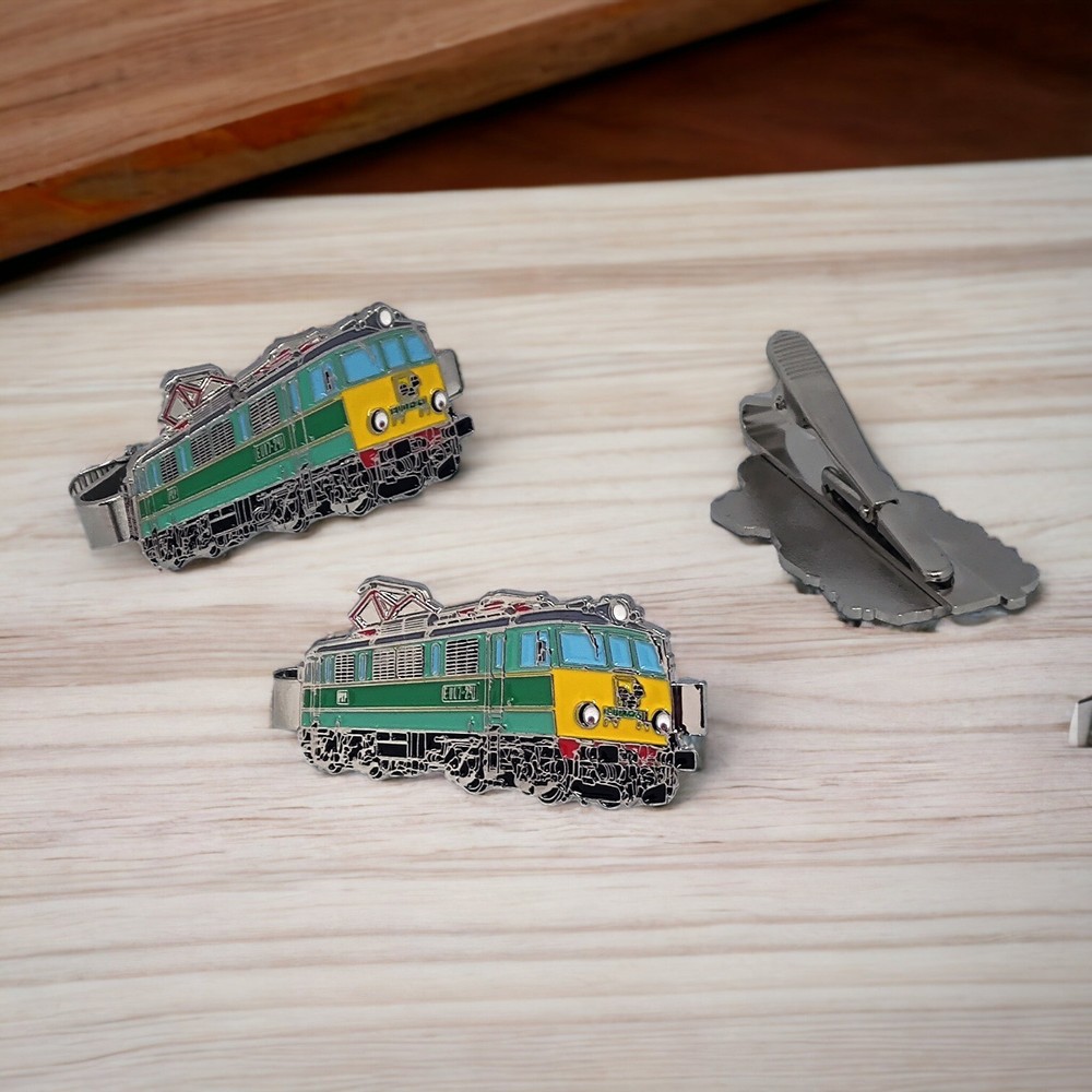 Tie clip locomotive EU07