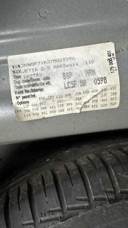 Engine ECM Electronic Control Module 2.5L Bgq Fits 06-07 Rabbit 3761249