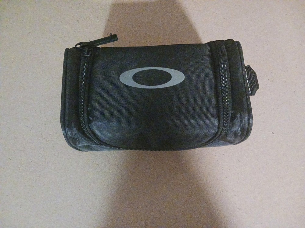Oakley Flight Tracker M Bolt W/ Prizm Sapphire Indium GBL