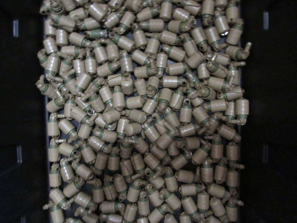 NEW IN PLASTIC ''LOT OF 500'' SOURCE BITE VALVES