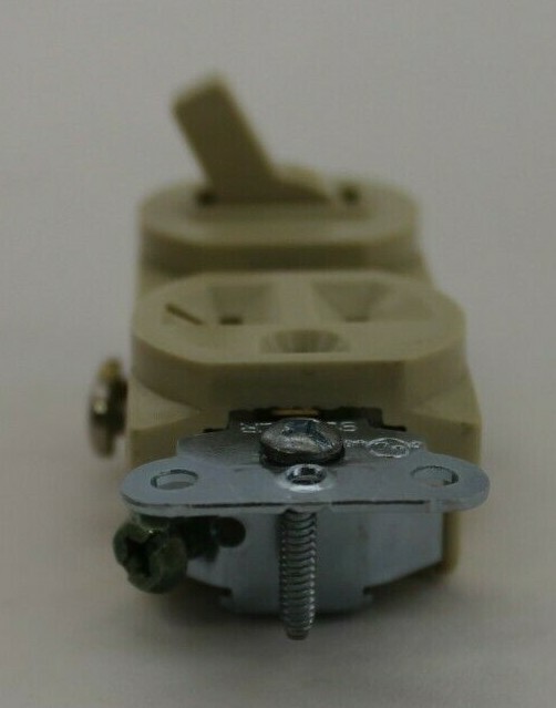 Pass & Seymour 671-I Combination Device