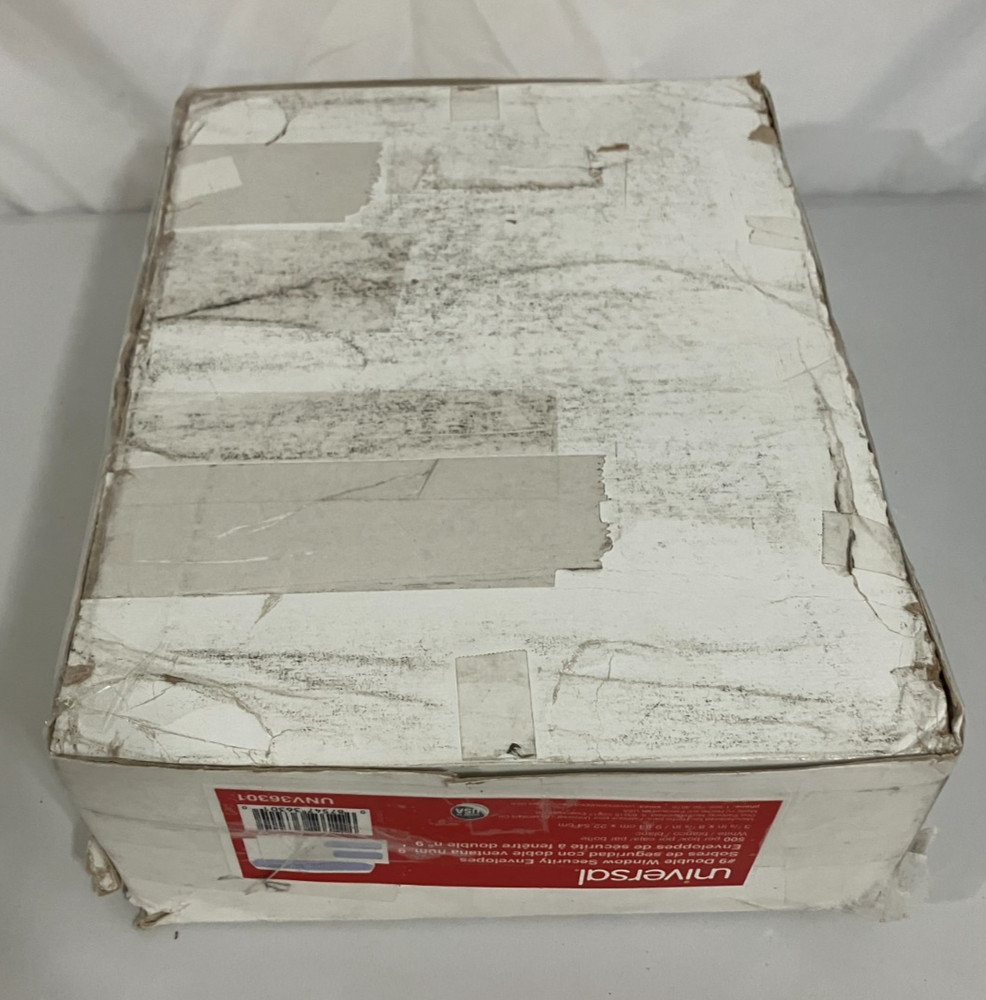 Universal UNV36301 #9 Gummed Double Window Security Envelope, 500/Box