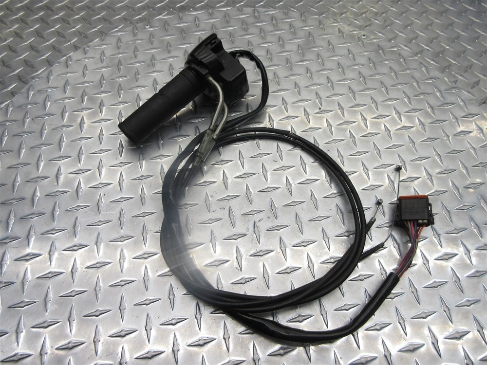 1998 Harley Electra Glide Classic FLHTCI Right Switch Throttle Control Cable