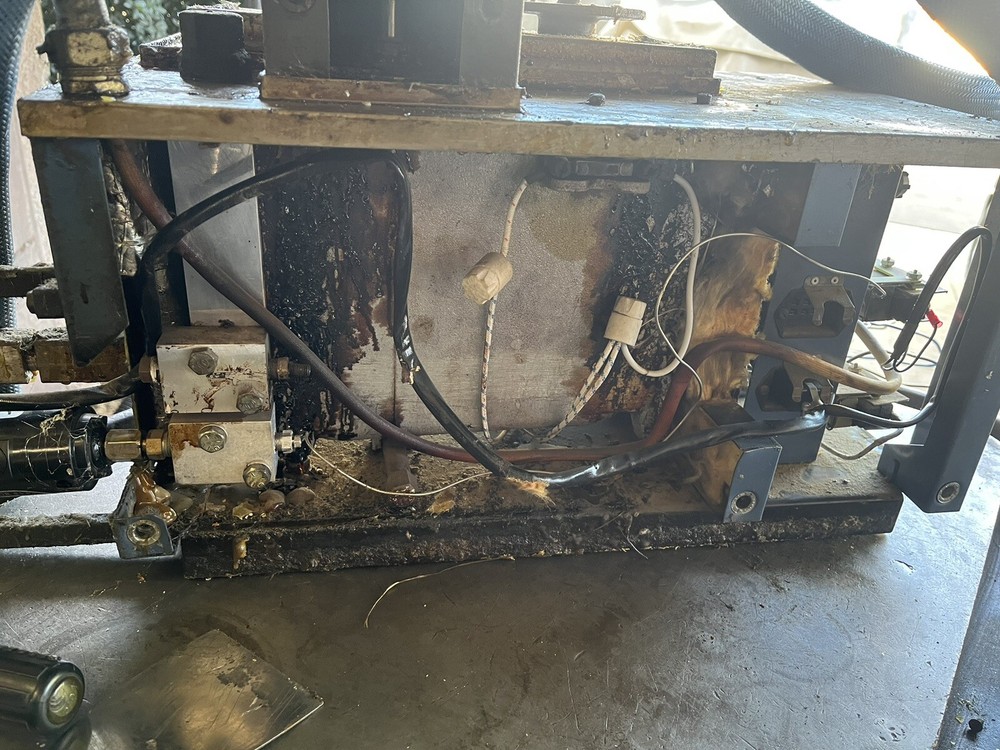 Nordson hot glue machine HM V